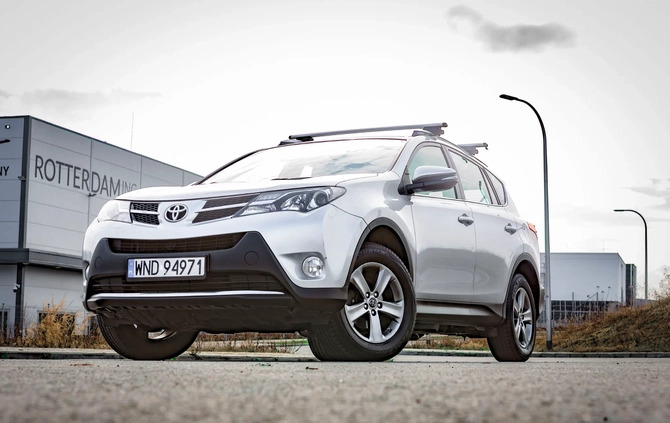 Toyota RAV4 cena 45000 przebieg: 310000, rok produkcji 2015 z Kielce małe 232